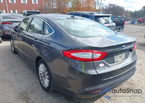 2016 Ford Fusion Energi Se Luxury from USA, damaged, VIN 3FA6P0PU6GR401728